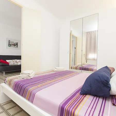 Apartment Plaza Espana Fira